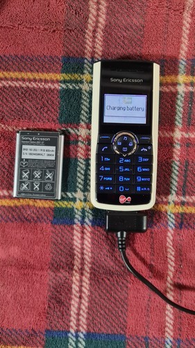 Sony ericsson j110i vintage - sony,