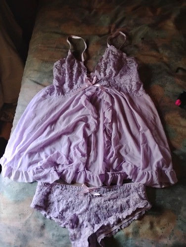 Sexy purple lingerie outfit - a,