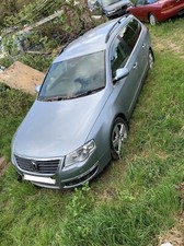 VW Passat 2.0 tdi B6 2006 blue breaking/ parts (1 wheel nut)