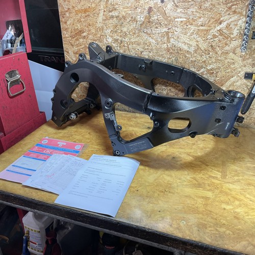 Suzuki gsxr600 2012 main - main, frame