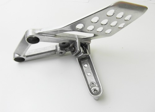 Footrest holder front