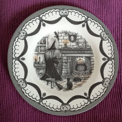 Royal stafford gothic side - stafford,