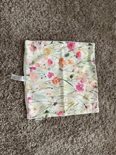 18”x18”  floral cushion