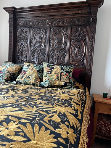 Unique antique oak - oak, carved