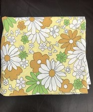 Beautiful Vintage Floral Flower Power Lemon Double Flat Sheet 1970’s (88” x 98”)