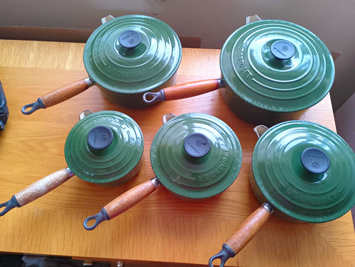 Creuset green enamel cast - creuset,
