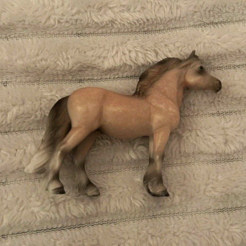 Breyer stable mate - breyer,
