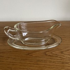Vintage 50’s Pyrex Gravy