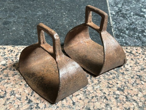 Old vintage hand craved - hand,