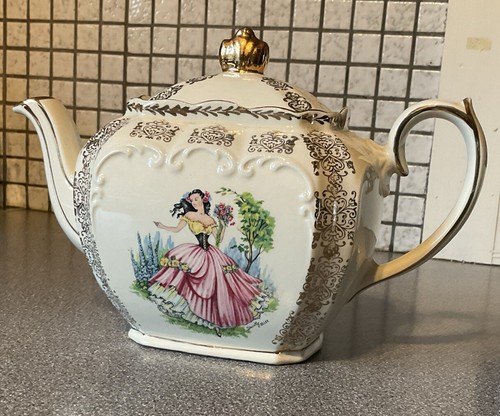Dainty miss vintage sadler - dainty,