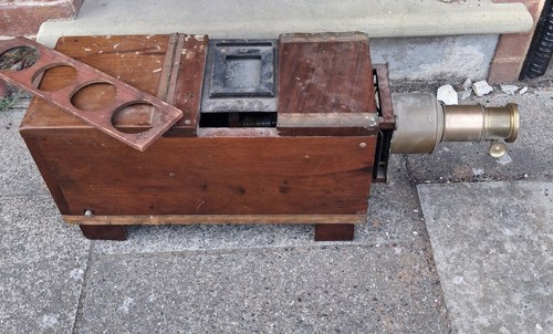 Magic lantern projector wood - projector,