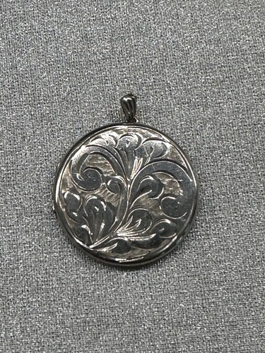 Large silver locket - large,