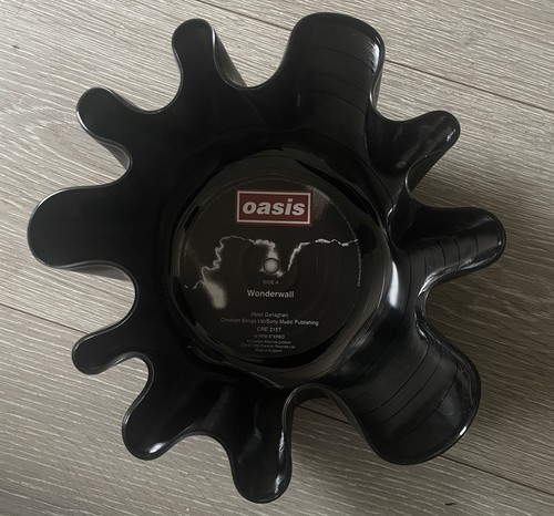 Oasis assorted vinyl - 4,