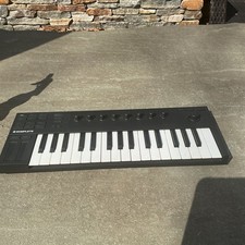 Native Instruments M32