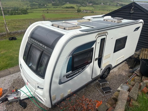 Coachman pastiche 560 - pastiche,