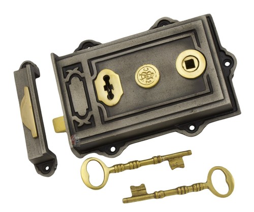 Cast iron door - door, latch