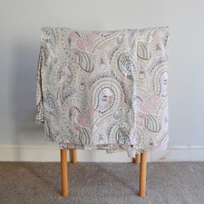 Vintage Pastel Paisley Bird