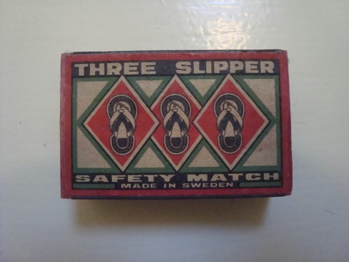 Vintage box three slipper - box, of