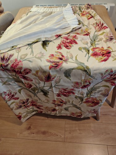 Laura ashley gosford - laura,