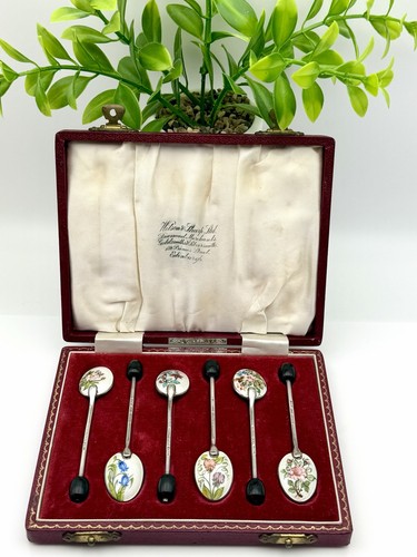 Vintage solid silver - vintage,
