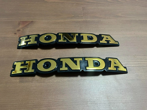 Gas tank emblem goldwing - gas,