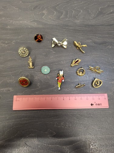 Pin badge bundle rupert - badge,