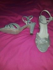 Paradox Shoes size 8