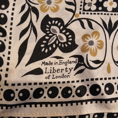 Liberty london beige - london, &