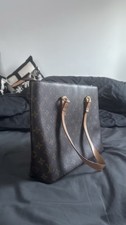 Louis Vuitton Monogram Luco