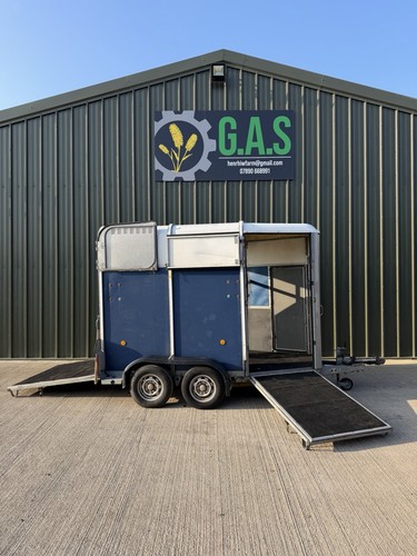 Ifor williams horse box - williams,
