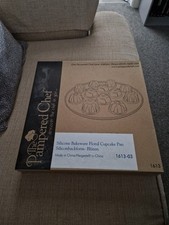 Pampered Chef Silicone Floral