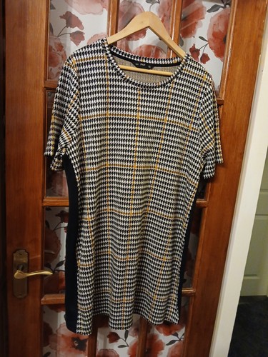 Ladies size 22 short - size,