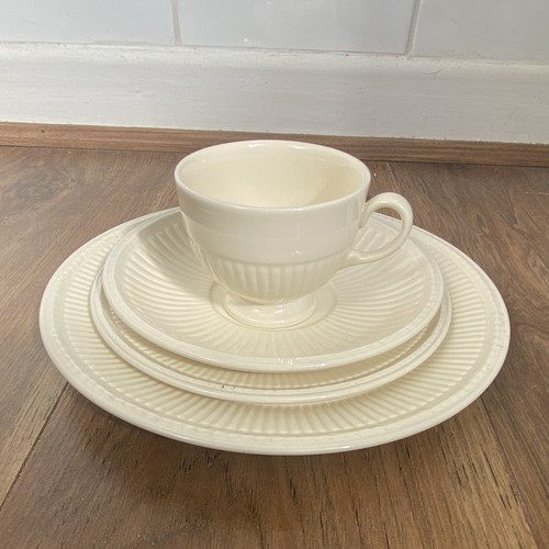 Wedgewood cream piece - cream, /
