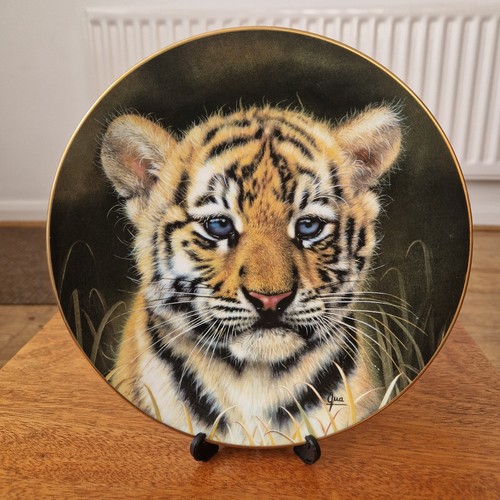 Tiger cub collectors plate - tiger,