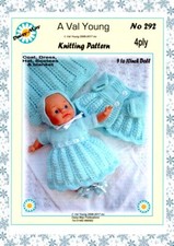 DOLLS KNITTING PATTERN  No 292