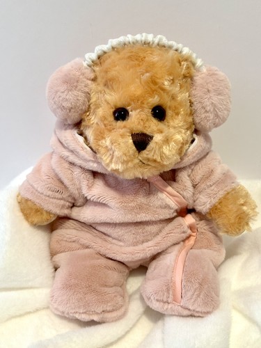 Teddy bear pink snow - in,