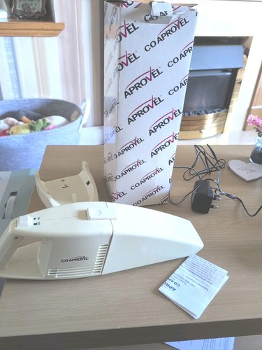 Retro rechargeable vacuum - retro,