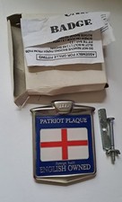 VINTAGE RENAMEL ENGLAND CAR BADGE / PATRIOT PLAQUE / FOREIGN BUILT ENGLISH OWNED