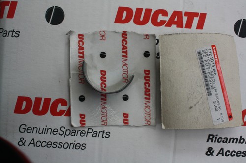 Red bearing half - red, ducati
