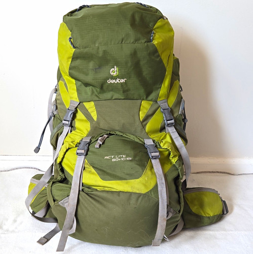 Deuter act lite - lite, 60+10