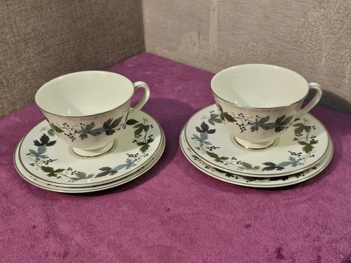 Pair royal doulton c - pair,