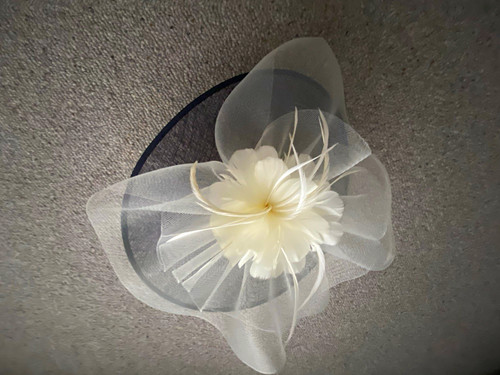 White navy mesh tulle flower - /navy,