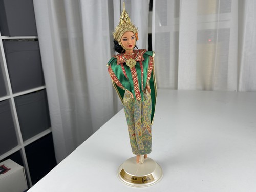 Collector doll barbie thailand - doll,