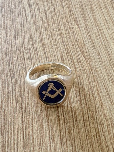 9ct gold masonic signet - gold,