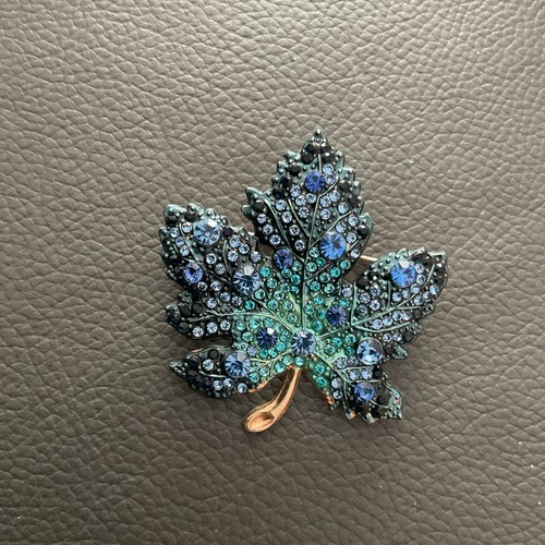 Gold blue coloured maple - gold/blue,