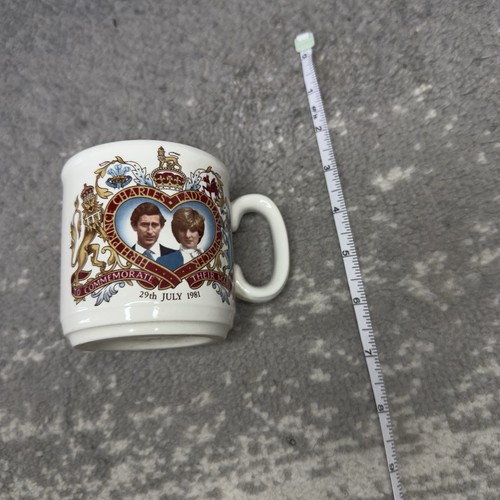Royal wedding commemorative - royal,