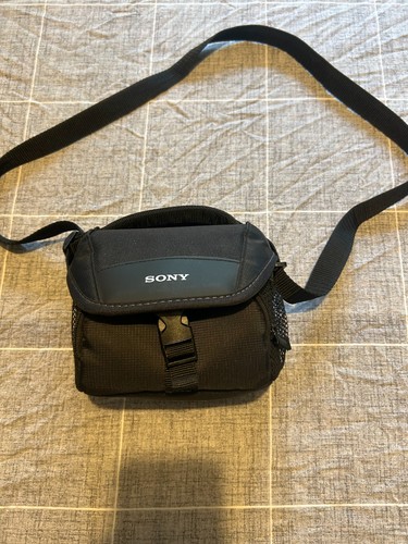 Sony lcs u11 - soft, carrying