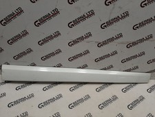 Genuine Renault Megane MK3 07-2016 Front Right Side Door Molding Trim 801861830R