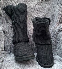 UGG Women Black Wool and
