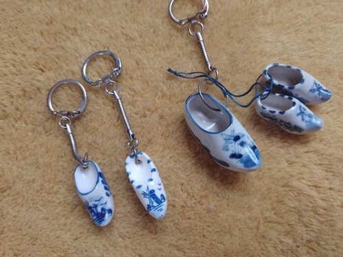 Delft blue and - 3, white